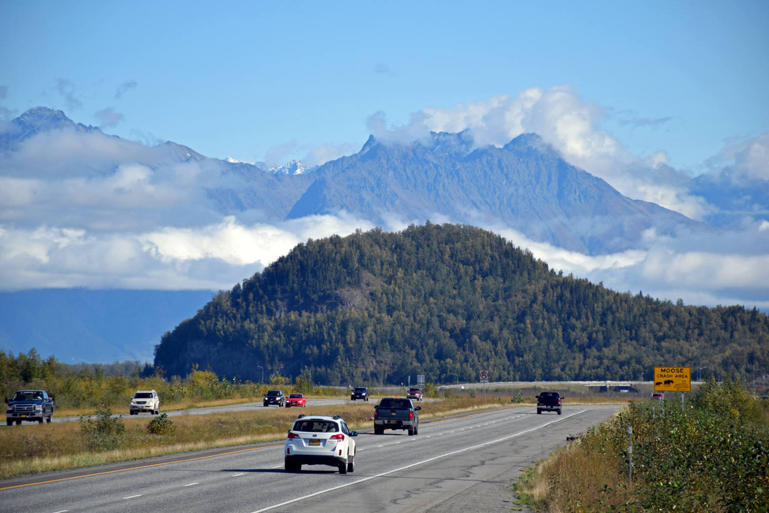 View to Alaska Range from Glenn Highway near Eklutna, Alaska. Photo: Fyodor Soloview.